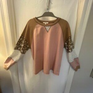 Easel 100 cotton long sleeve top Pink and tan with flowers